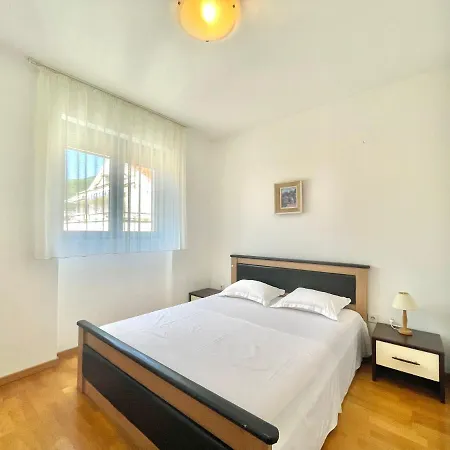 Comfort Aleksic Апартаменты Будва